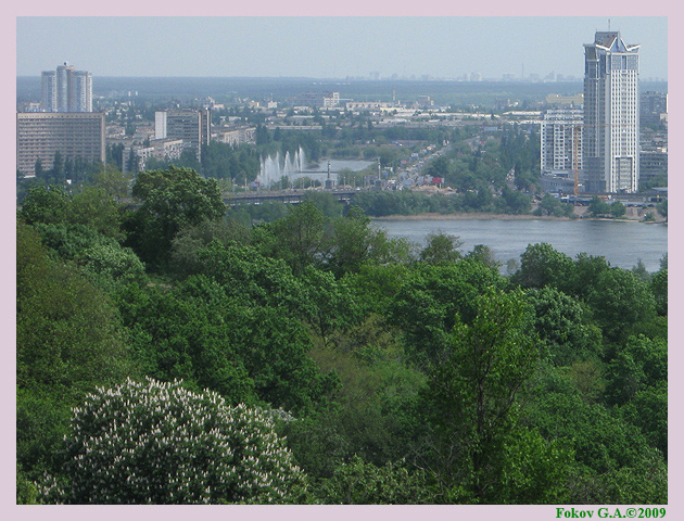 Киев, панорама города, вид из ботанического сада